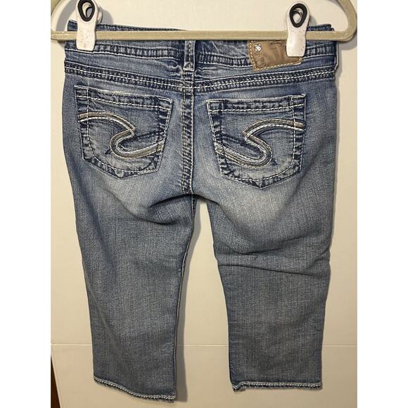 Silver Jeans Tuesday Crop Distressed Denim Jeans Women Size 28 - Picture 4 of 6